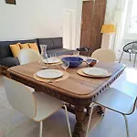 Apartman Noulou - - Airco *