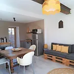 Apartman Noulou - - Airco *