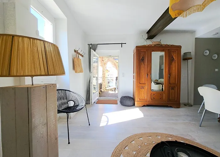 アパート Noulou, In Saint-denis Saint-Denis