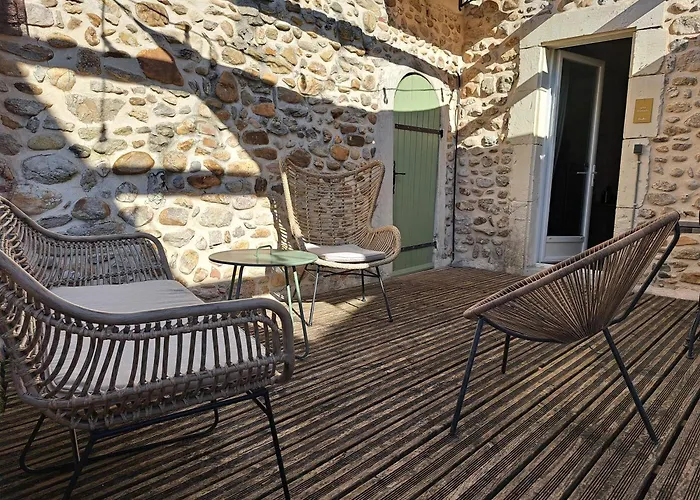 Noulou, In Saint-denis アパート